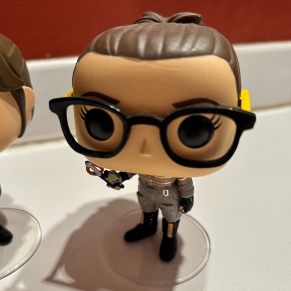 Female Ghostbusters Funko set ( plus Kevin!) - Picture 5 of 7